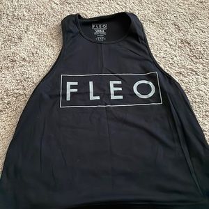 Fleo crop tank top